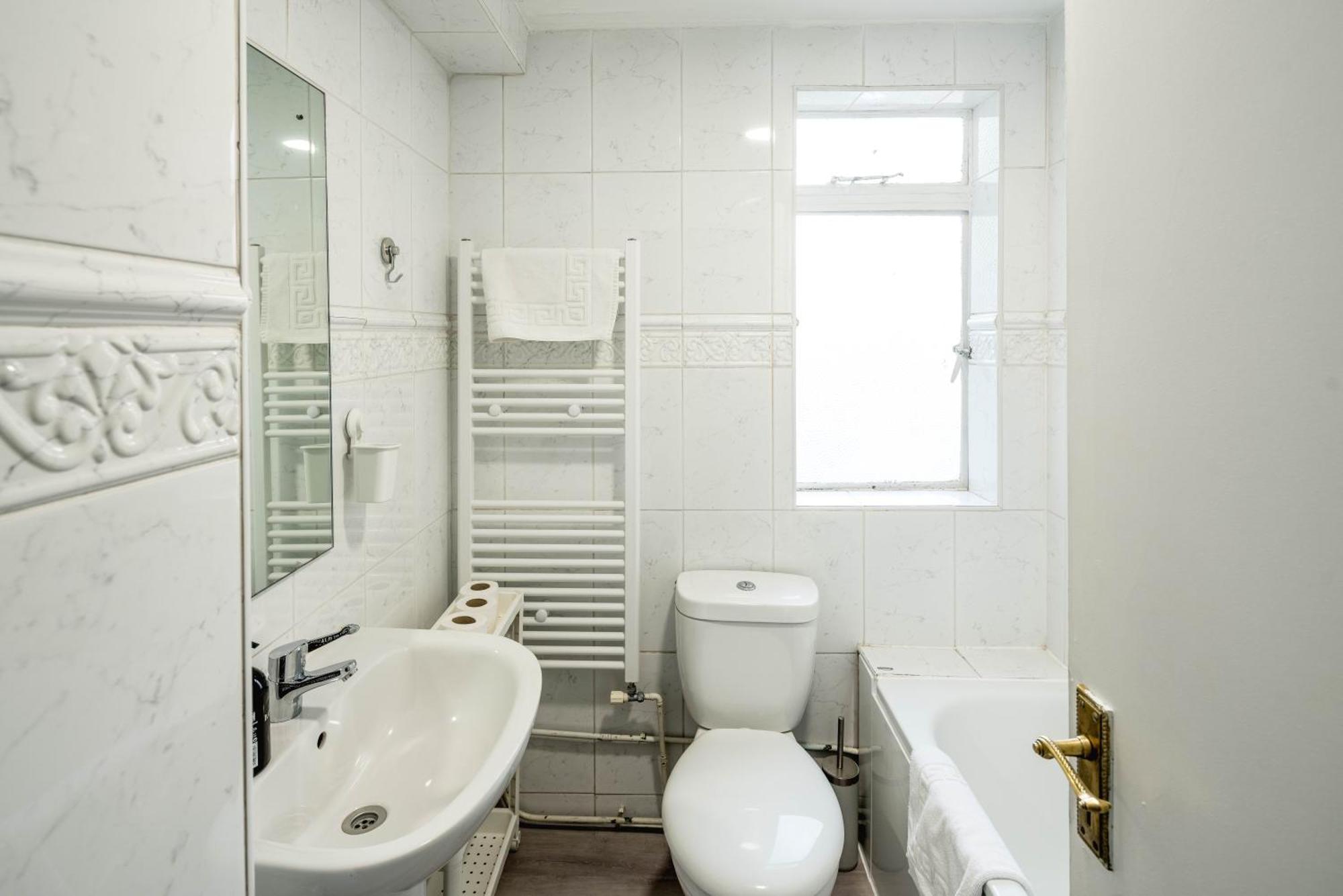 Southken Palace Suites ลอนดอน ภายนอก รูปภาพ