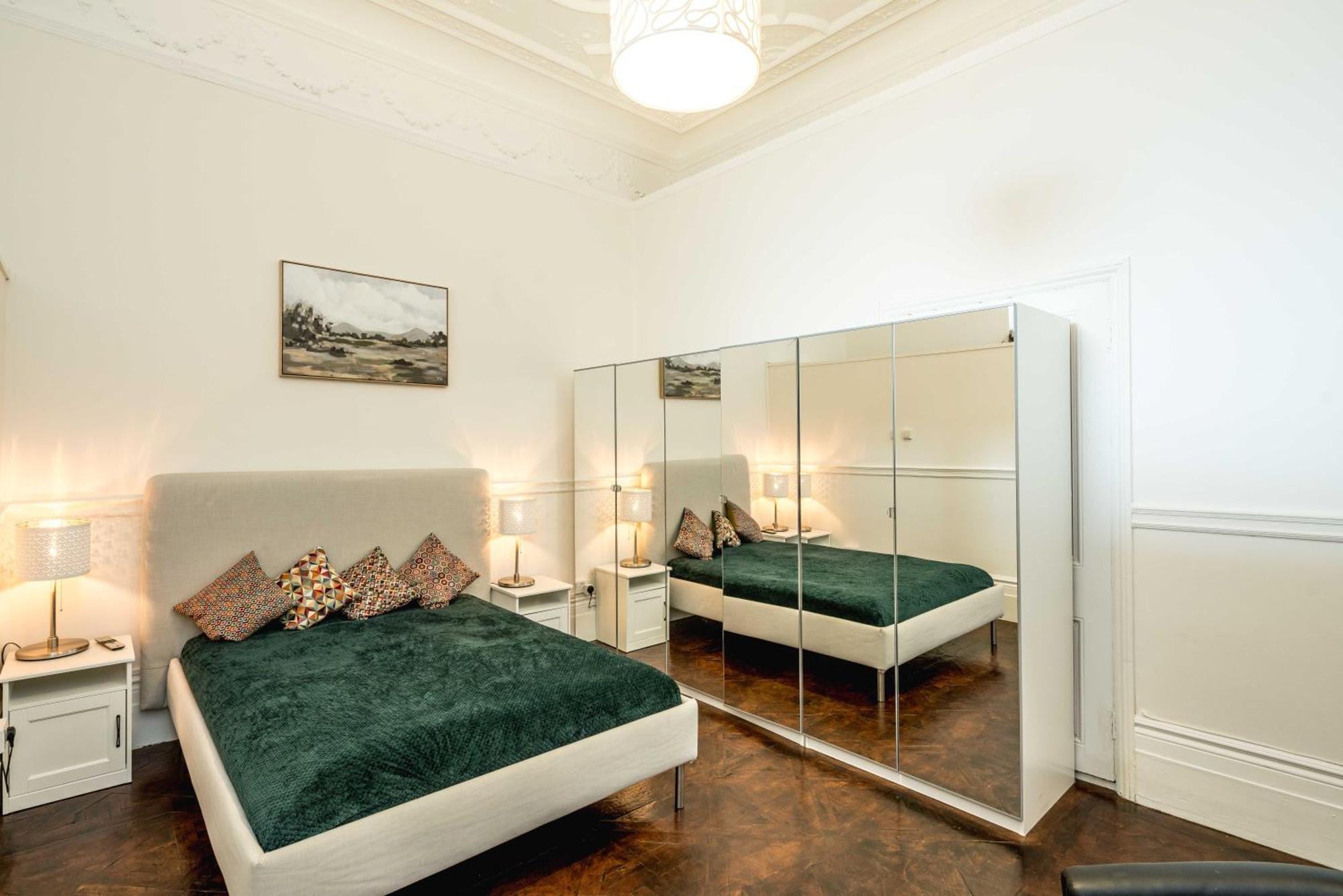 Southken Palace Suites ลอนดอน ภายนอก รูปภาพ